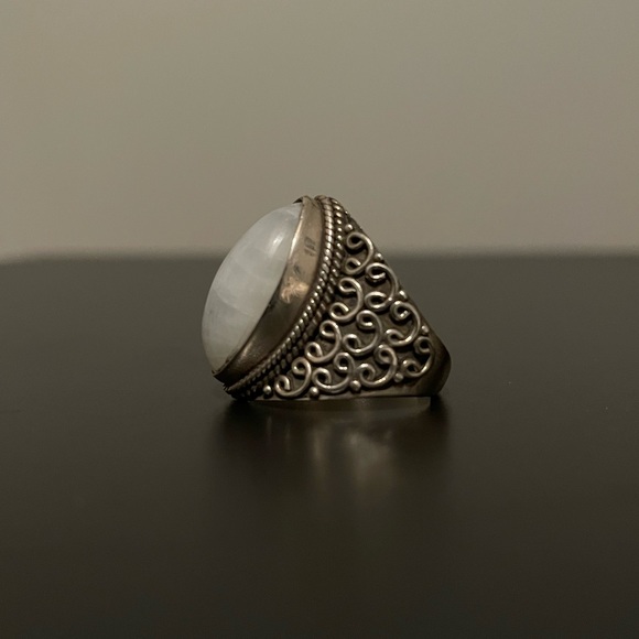 Moonstone Sterling Silver Ring - Picture 3 of 4
